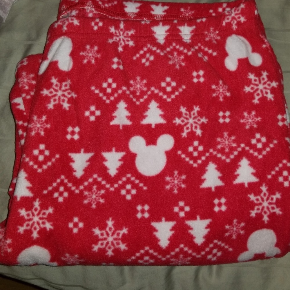 Minnie holiday Matching Pjs - Picture 2 of 3
